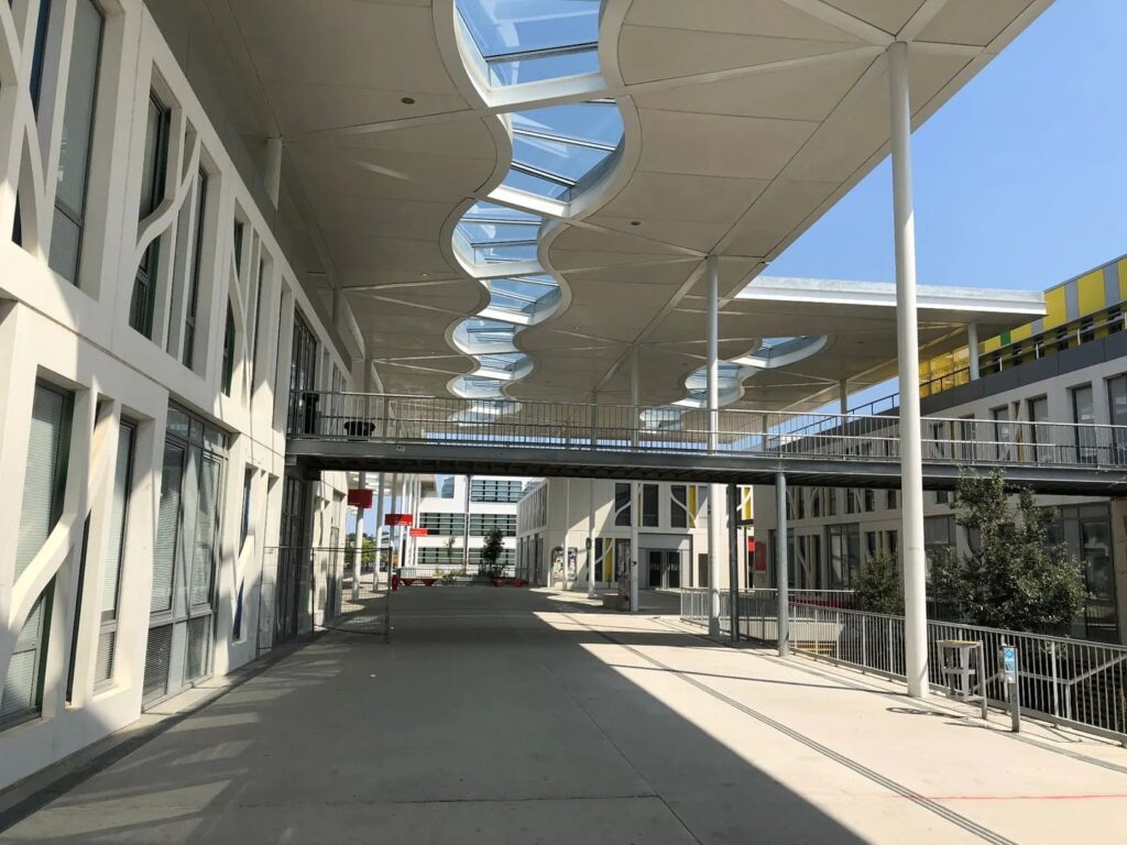 Recorrido cubierto en el campus de La Universidad de Mirail en Toulouse