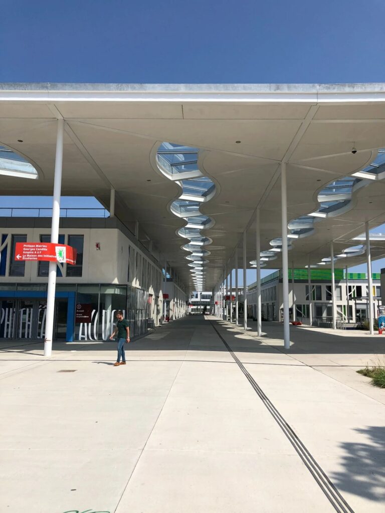 Recorrido cubierto en el campus de La Universidad de Mirail en Toulouse